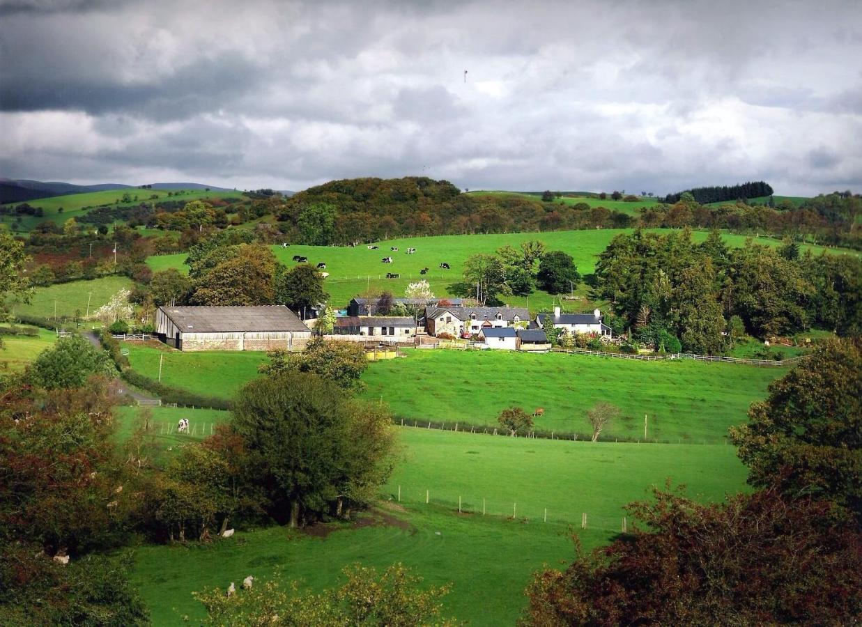 Llanfyllin Sheep Dip Cottage - 5* Cyfie Farm, With Log Burner And Private Hot Tub מראה חיצוני תמונה