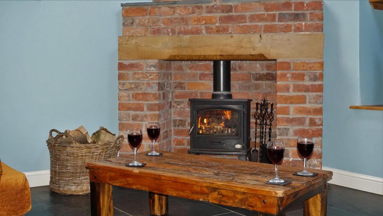Llanfyllin Sheep Dip Cottage - 5* Cyfie Farm, With Log Burner And Private Hot Tub מראה חיצוני תמונה